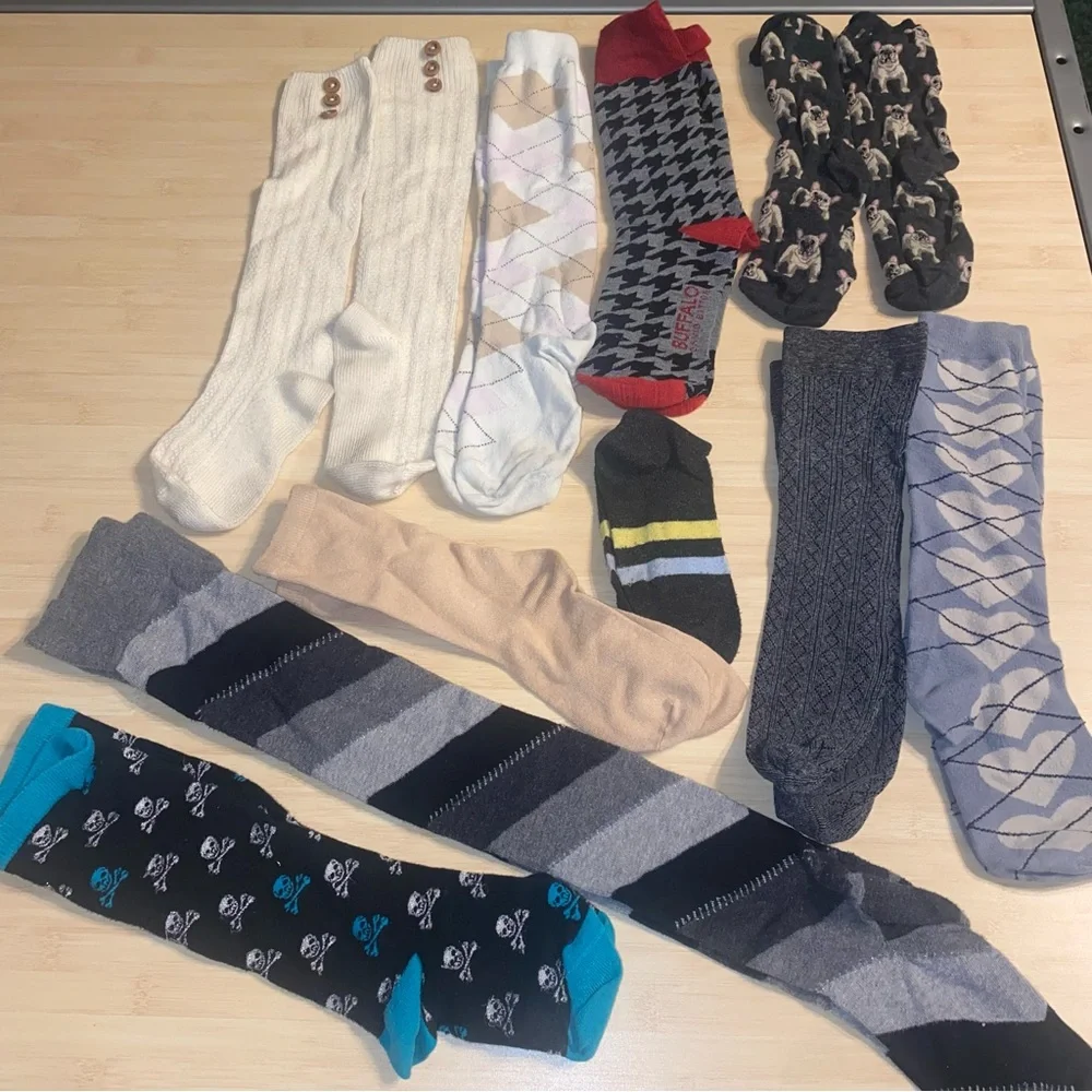 12 pairs women’s socks bundle sizes 8-10 Y2K Preppy
